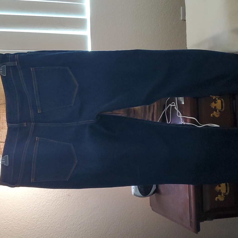 Jeans - Picture 3 of 3